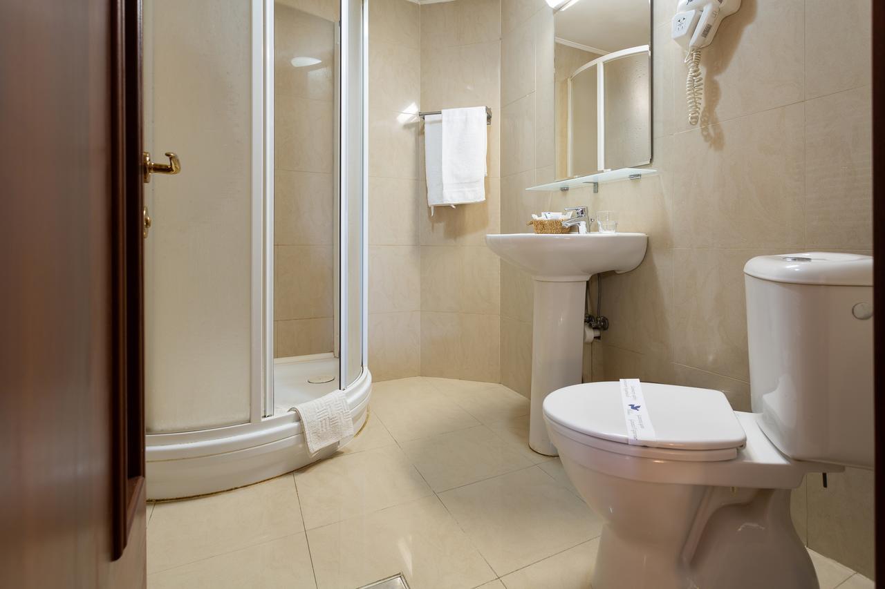 Boutique Hotel Danielescu Târgu Jiu Extérieur photo